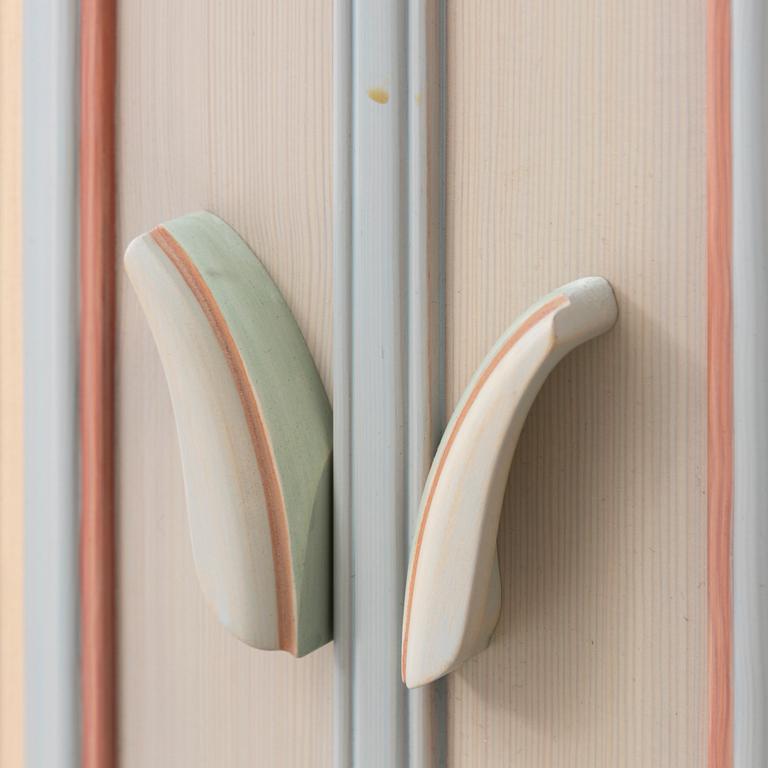 Carl Malmsten, A 'Stigberget' cabinet, Sweden, 1980's.