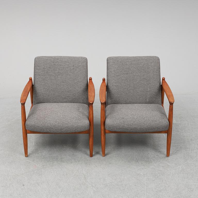 FÅTÖLJER, ett par, 1950/60-tal.
