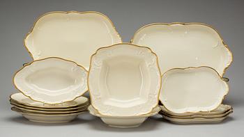 SERVIS, ca 85 delar, porslin. "Sans souci", Rosenthal.