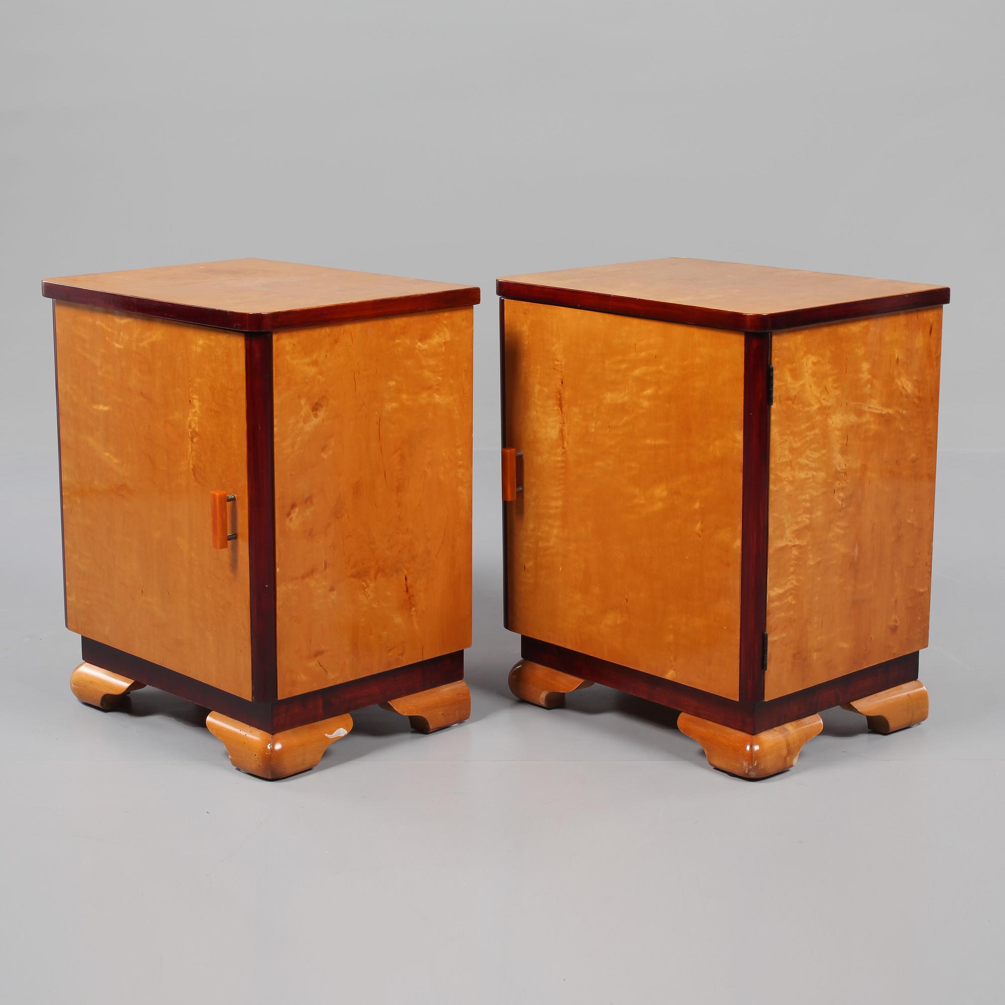 SÄNGBORD, ett par, Art deco, 1900-talets början.