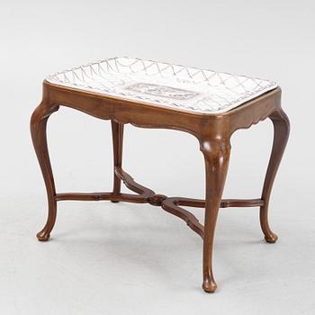 A tray table, Rörstrand, dated 1922.