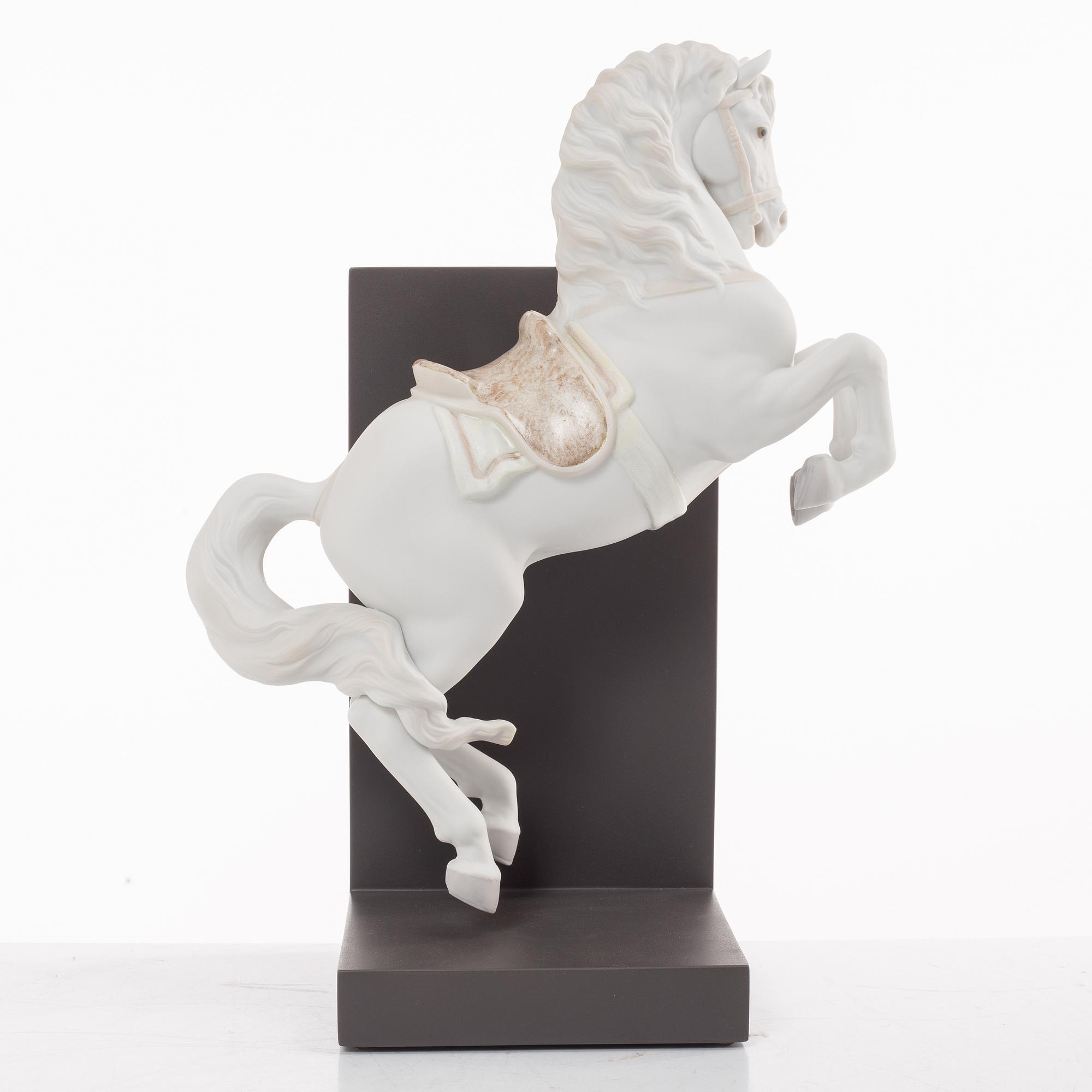 Lladró, figurine, "Horse on Courbette", Spain.