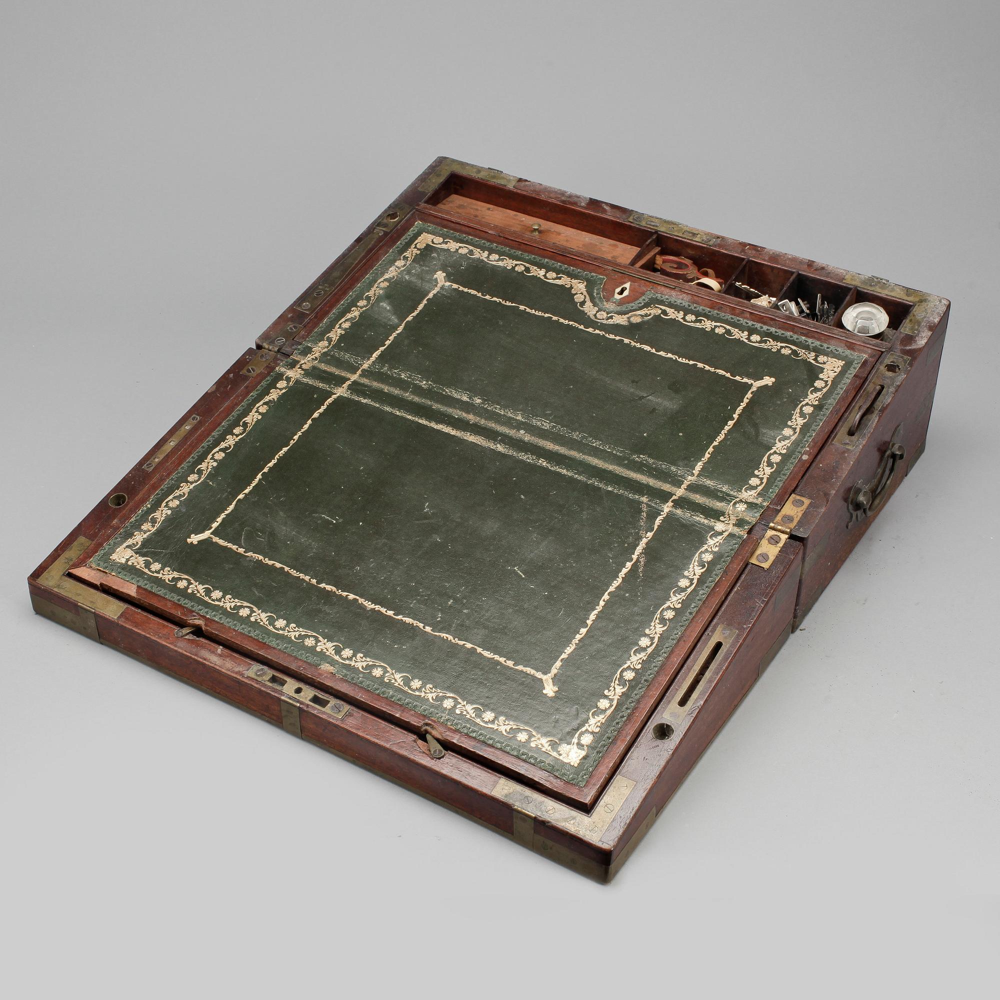 SKRIVSCHATULL, Handford, England, 1800-tal.