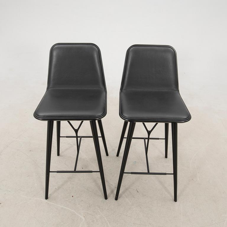 Space Copenhagen bar stools 1 pair "Spine Wood Base" for Fredericia furniture Denmark 2000s.