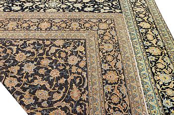 A Kashan carpet, Iran, c. 381 x 292 cm.