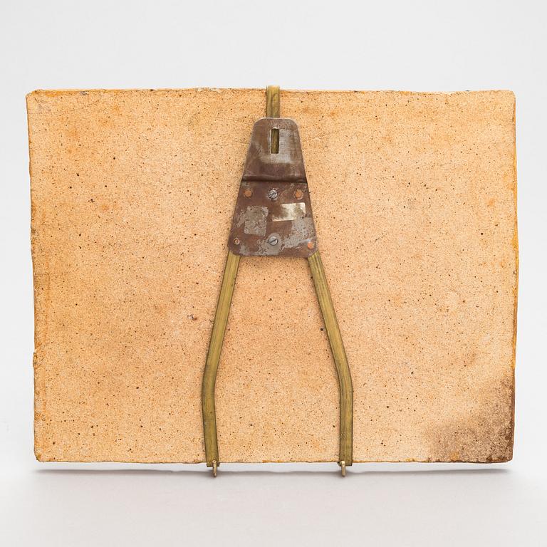 Francesca Mascitti-Lindh, A stoneware relief, signed F. Lindh Arabia.