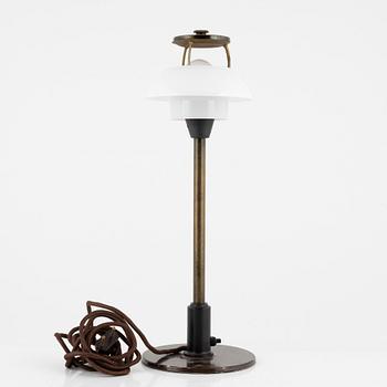 Poul Henningsen, a 3½ - 2½ table light, Louis Poulsen, Denmark, 1940's/50's.