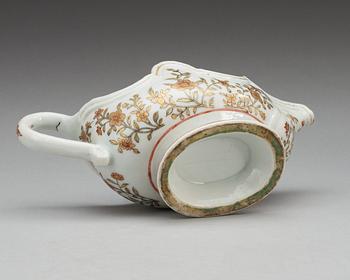 A rouge de fer sauce boat, Qing dynasty, Qianlong (1736-95).