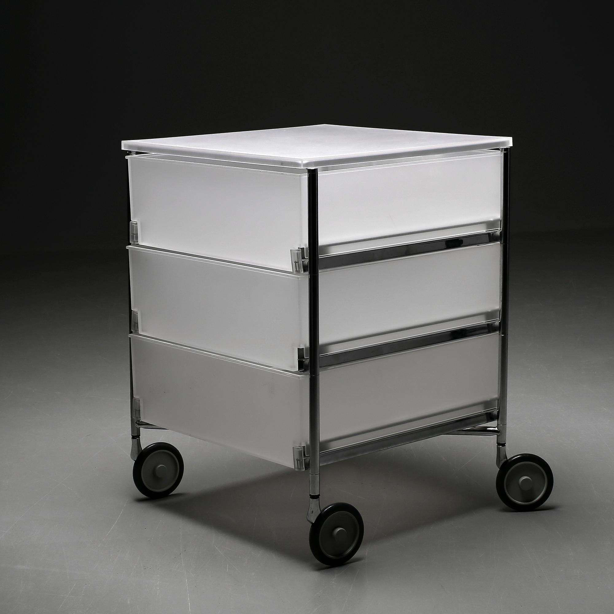 SIDOBORD, Antonio Citterio för Kartell, 1990-tal.