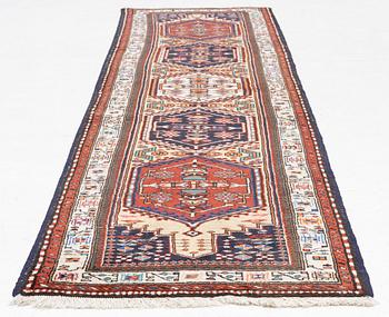 A Sarab gallery carpet, approx. 299 x 78 cm.