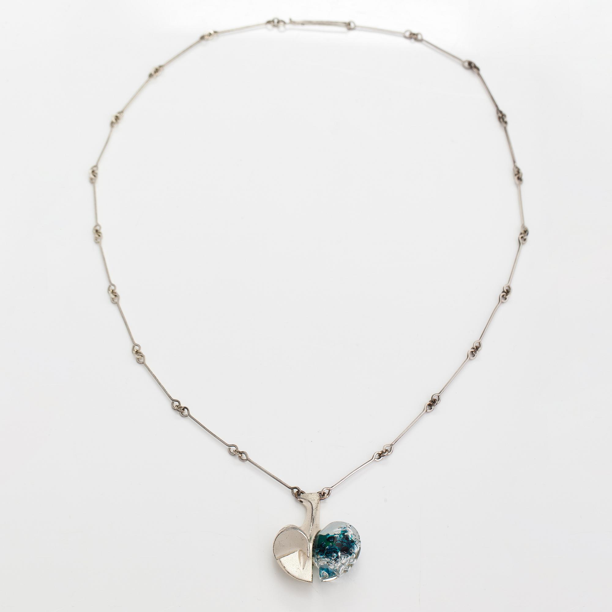 Björn Weckström, "Space apple", a stelring silver and acrylic necklace. Lapponia 1996.