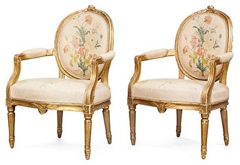 944. A pair of Gustavian armchairs.