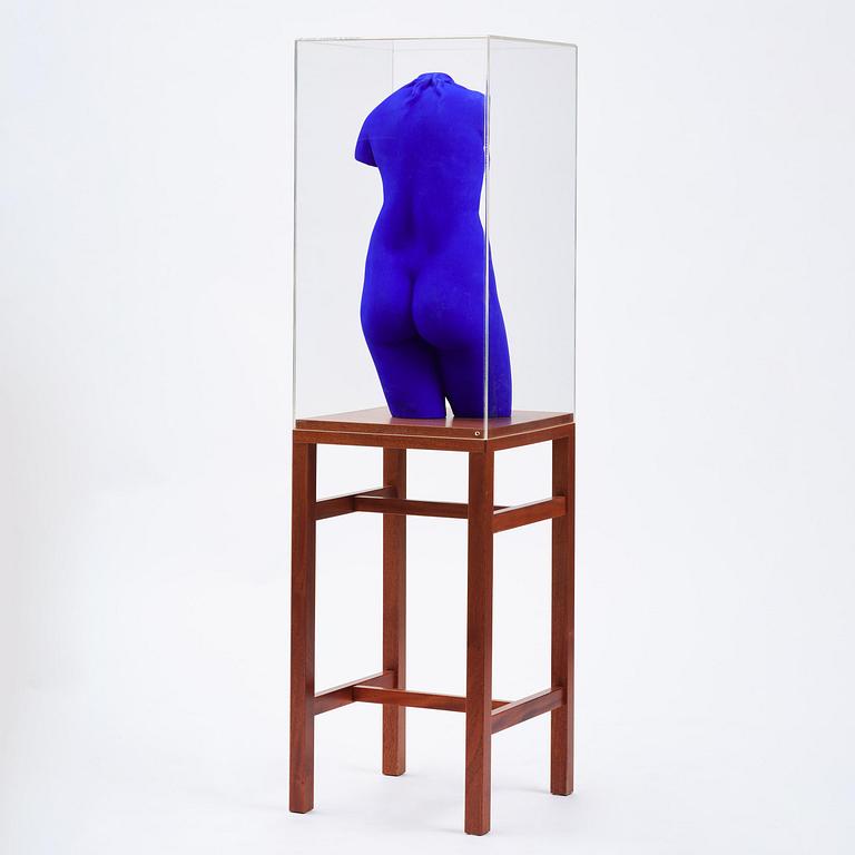 Yves Klein, "La Vénus d’Alexandrie (Vénus Bleue)".