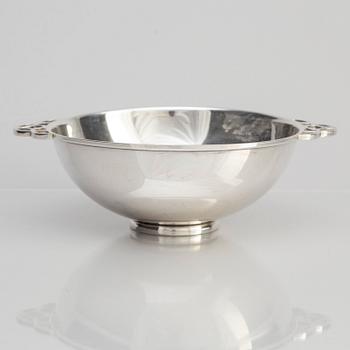 Skål med hänklar, silver, Köpenhamn 1938.