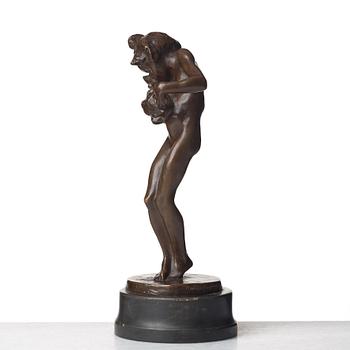 Carl Milles, "Flicka med katt" (Girl with Cat).