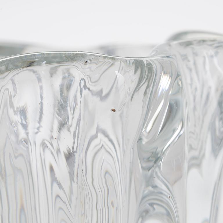 Tapio Wirkkala, vas, "Kalvolan kanto", signerad Tapio Wirkkla Iittala.