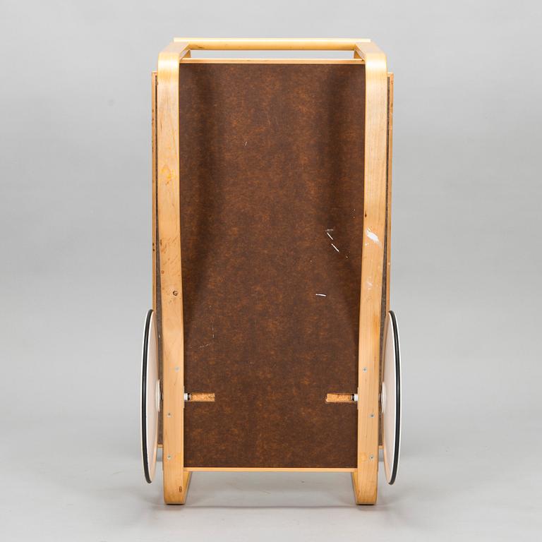 Alvar Aalto, a late 20th '901' tea trolley for Artek.