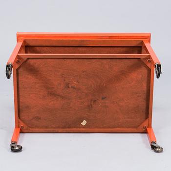 Margareta T. Nordman, A 1930s serving tray table for Oy Stockmann Ab, Keravan puusepäntehdas, Finland.