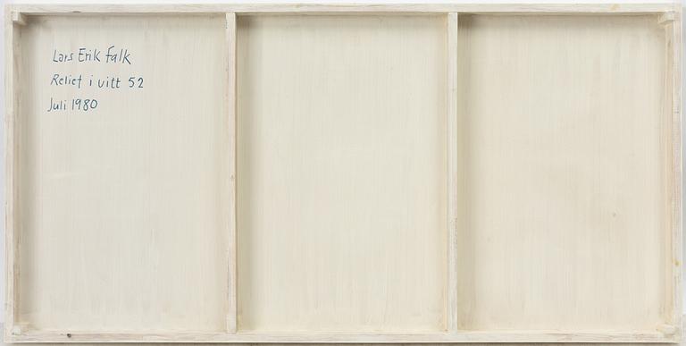 Lars Erik Falk, "Relief i vitt 52".