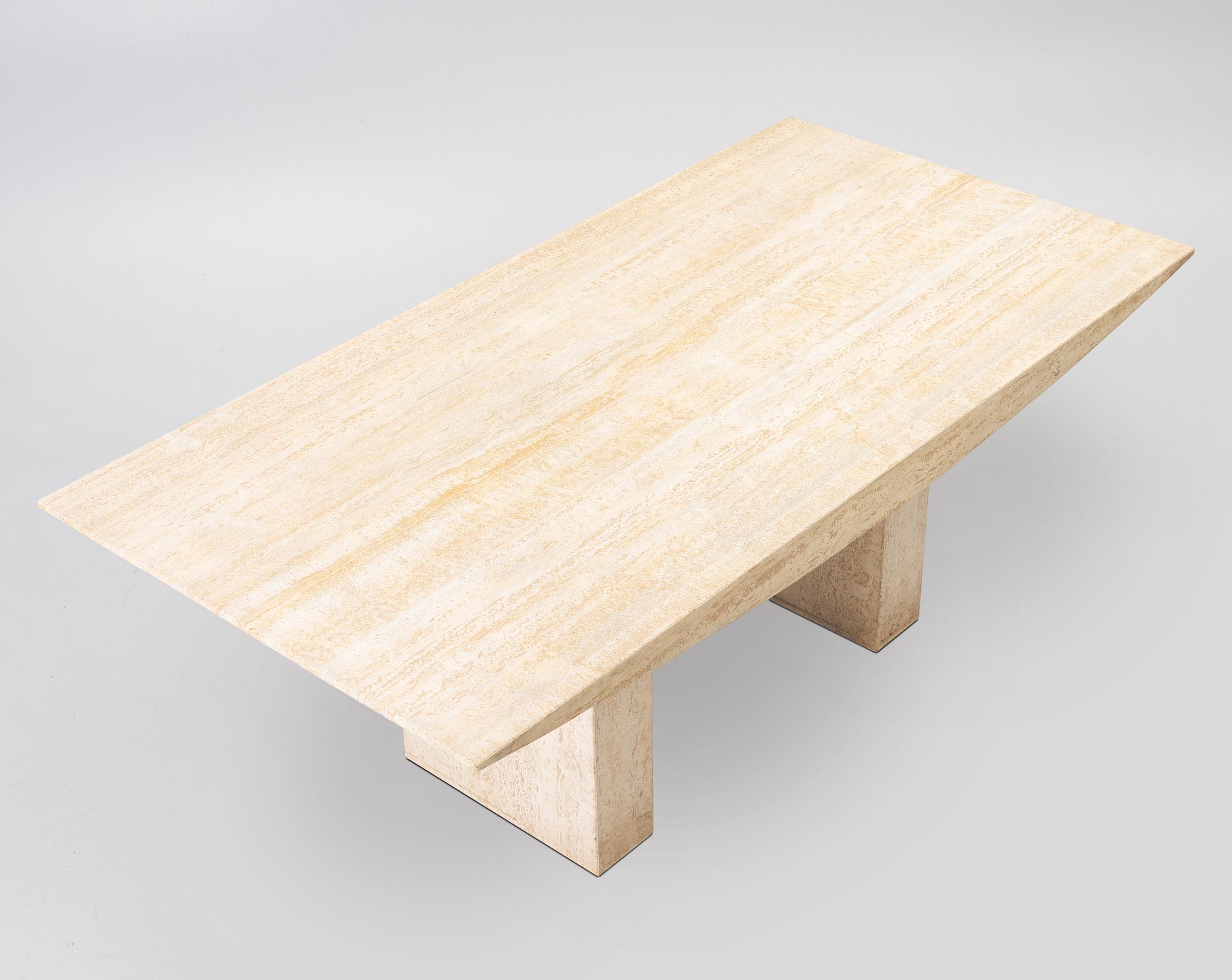 Dining table, contemporary, Italy.