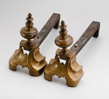 ELDHUNDAR, 1 par, mässing och smide, barockstil, 1800-tal.