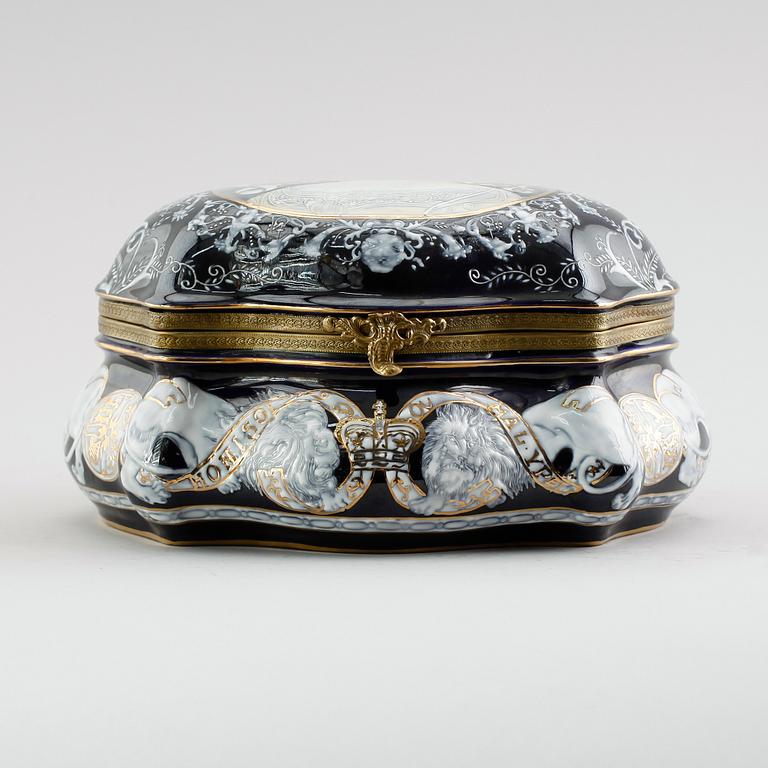 SKRIN, porslin, Sèvresliknande märke, 1900-/2000-tal.