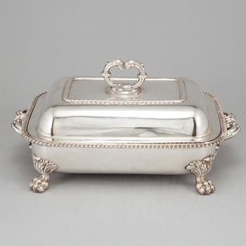 Dubbelkarott med värmeställ, pläter, England 1800-tal.