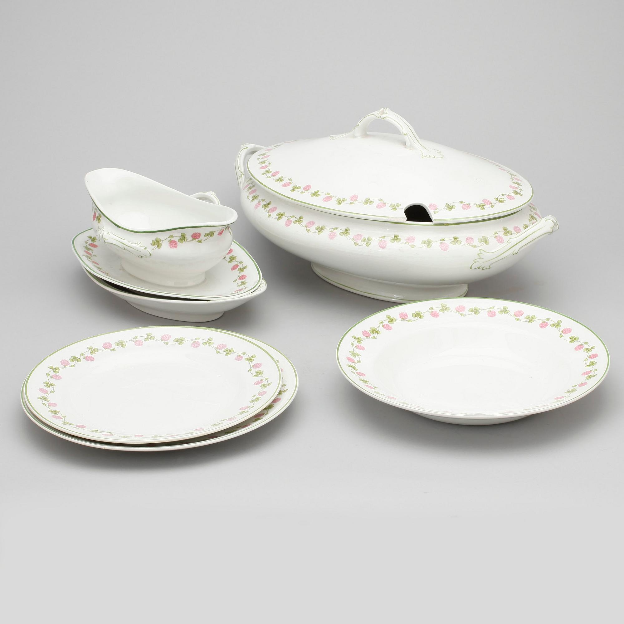 SERVISDELAR, ca 33 delar, porslin, Gunnar Wennerberg, Gustavsberg, 1900-talets första hälft.