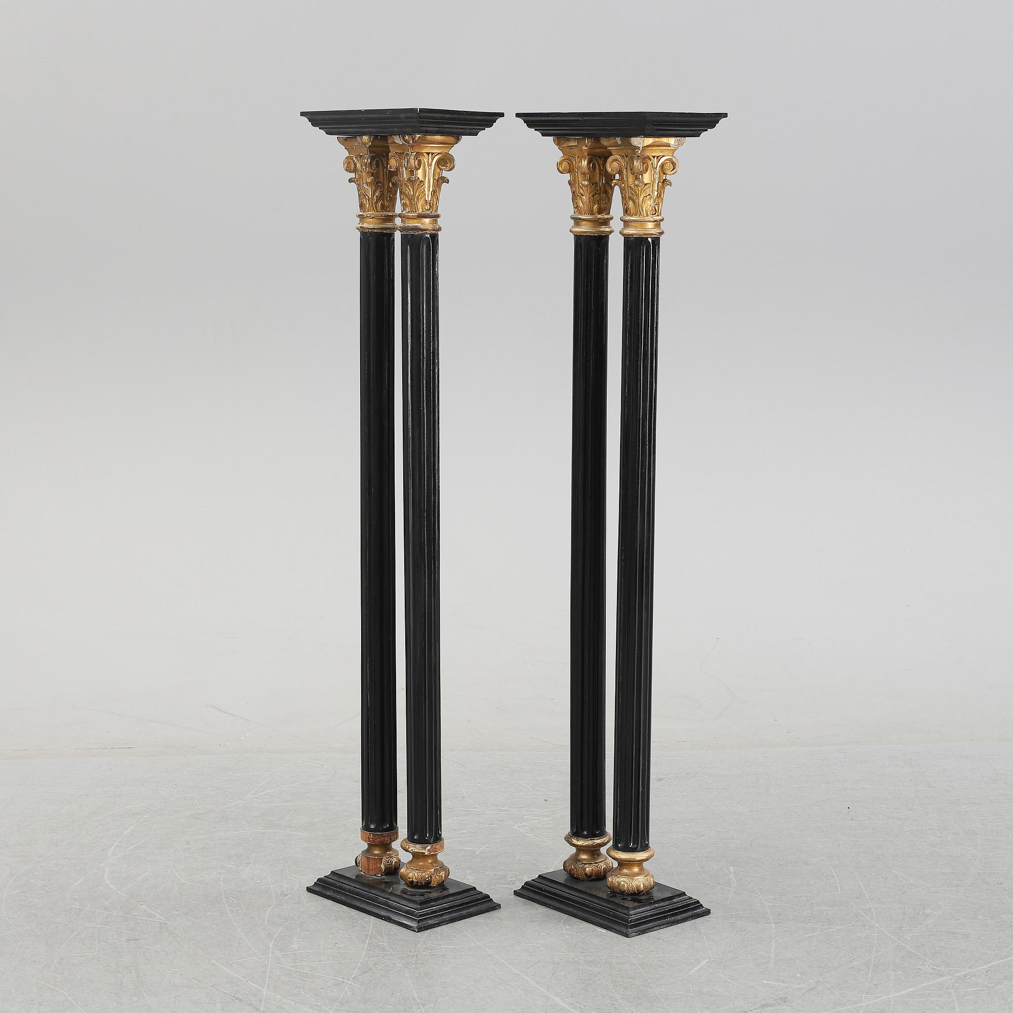 A pair of columns, first half of the 20th century.