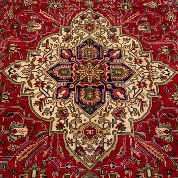 A carpet, Tabriz, ca 345 x 240 cm.