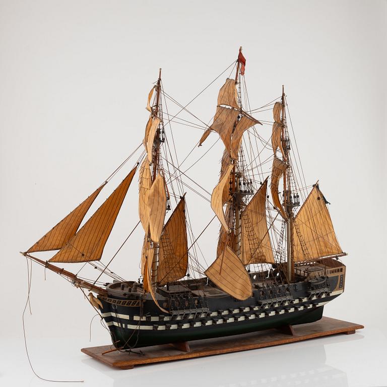 A ship scale model, first half of the 20th Century.