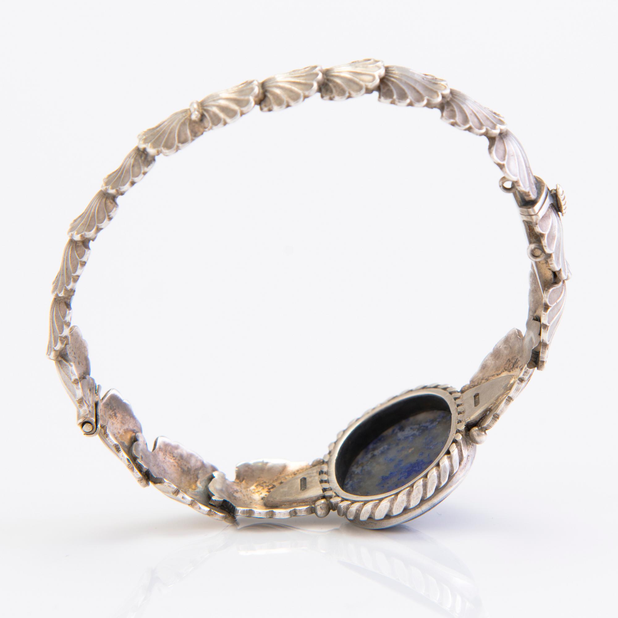 ARMRING, silver, lapis lazuli. Tillander, Helsingfors, 1938.