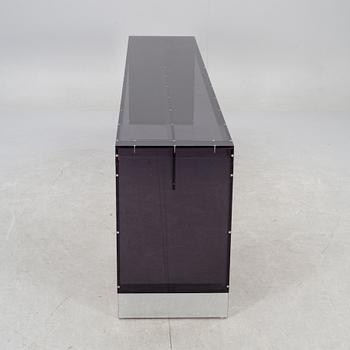 SIDEBOARD, 1980-tal.