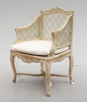 KARMSTOL, rokokostil, 1900-talets andra hälft.