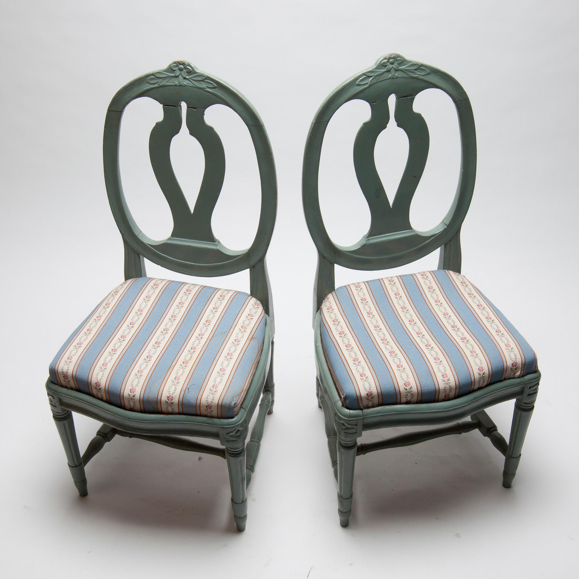 STOLAR, ett par, gustaviansk stil, 1800-tal.