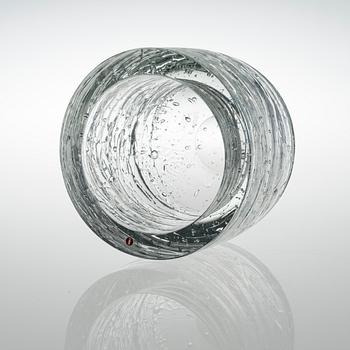 AN "ARCHIPELAGO" GLASS BOWL BY TIMO SARPANEVA FOR IITTALA, signed Timo Sarpaneva -3144.