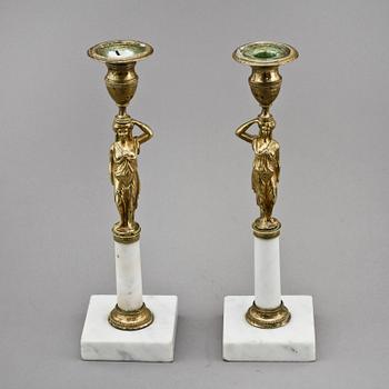 LJUSSTAKAR, ett par, empirestil, 1900-talets första del.