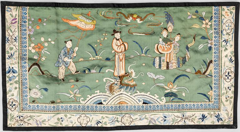 A group lot of embroidered silk textiles and a silk sowing purse, late Qing dynasty/early 20th century.