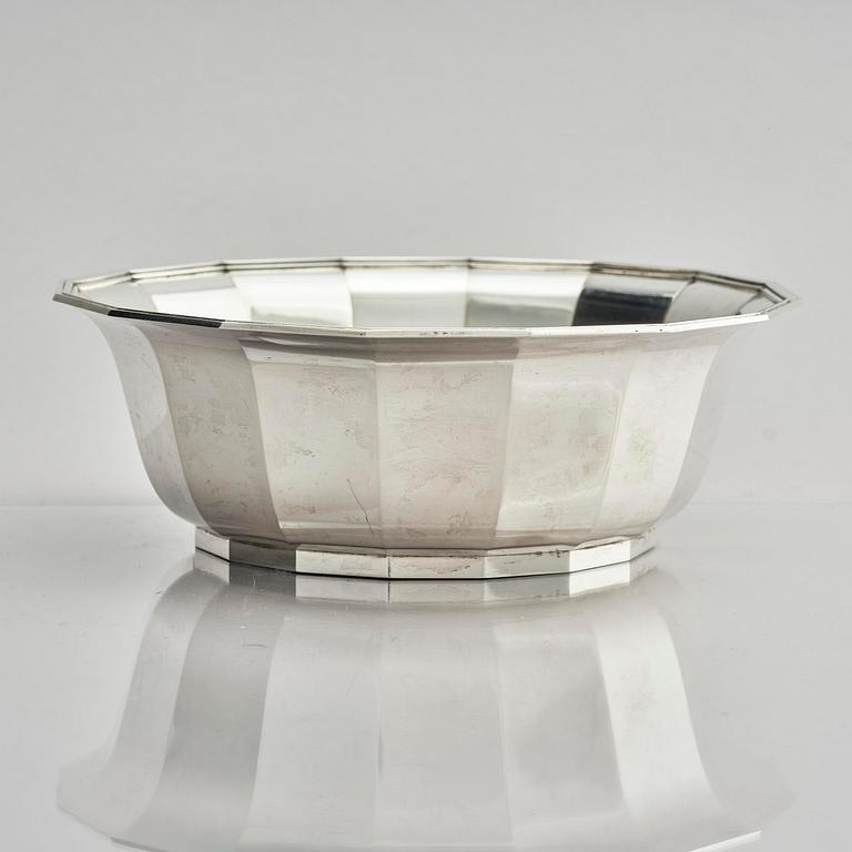 Wiwen Nilsson, a sterling silver bowl, Lund, Sweden 1966.