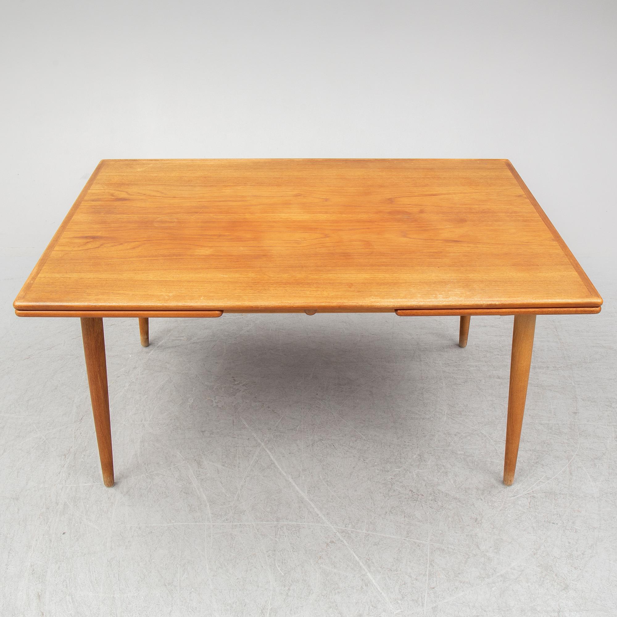 HANS J WEGNER, matbord, för Andreas Tuck. Danmark, 1960-tal.