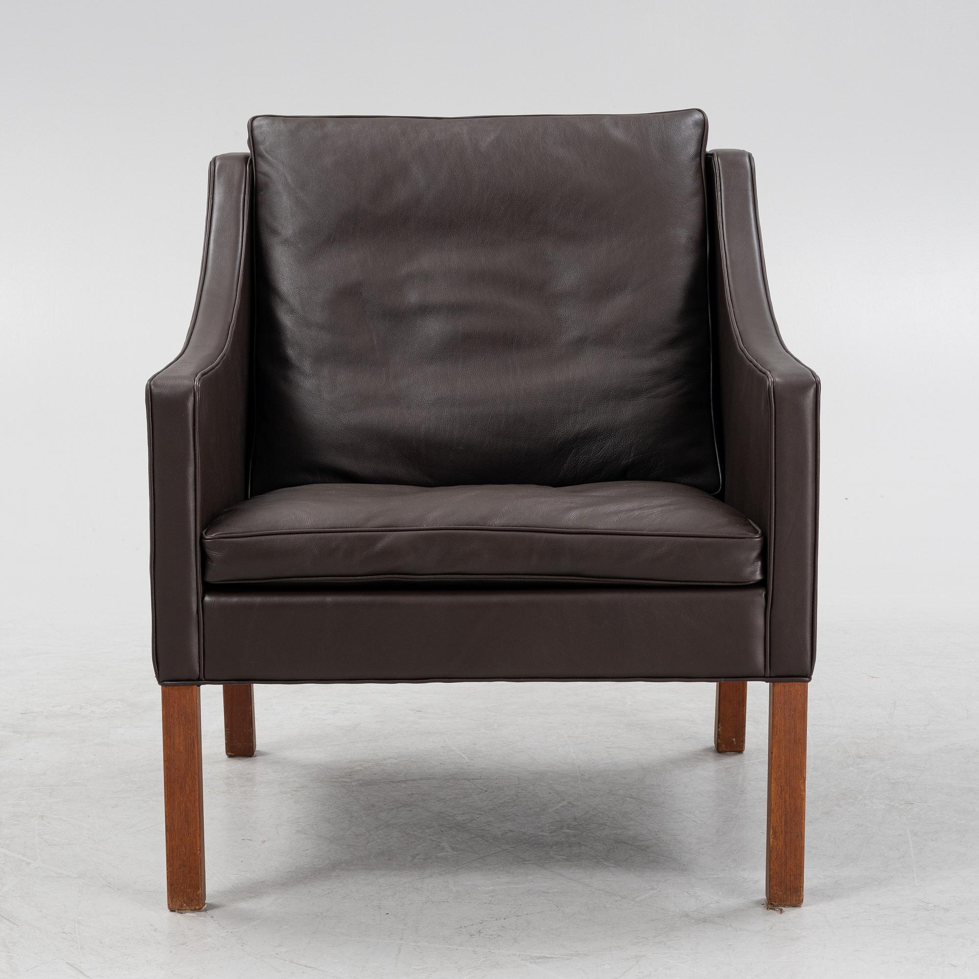 Børge Mogensen, a leather and teak club chair, model 2207, Fredericia Furniture, Denmark.
