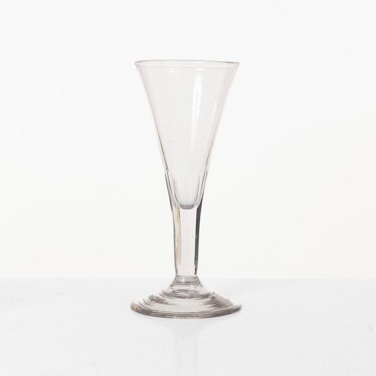Cut glass, 1 + 4 similar, 19th century.