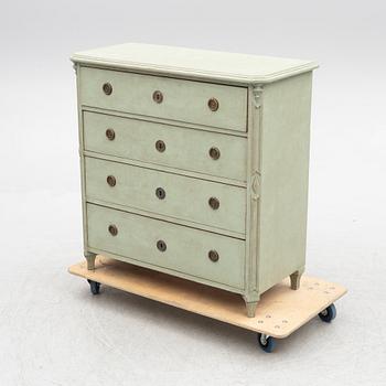 A chest of drawers, late 19th century.