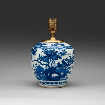 179. A blue and white Transitional vase, 17th Century.