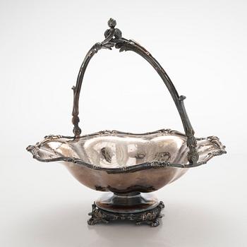 A Christofle silver plated fruit basket, France, ca mid 1900's.