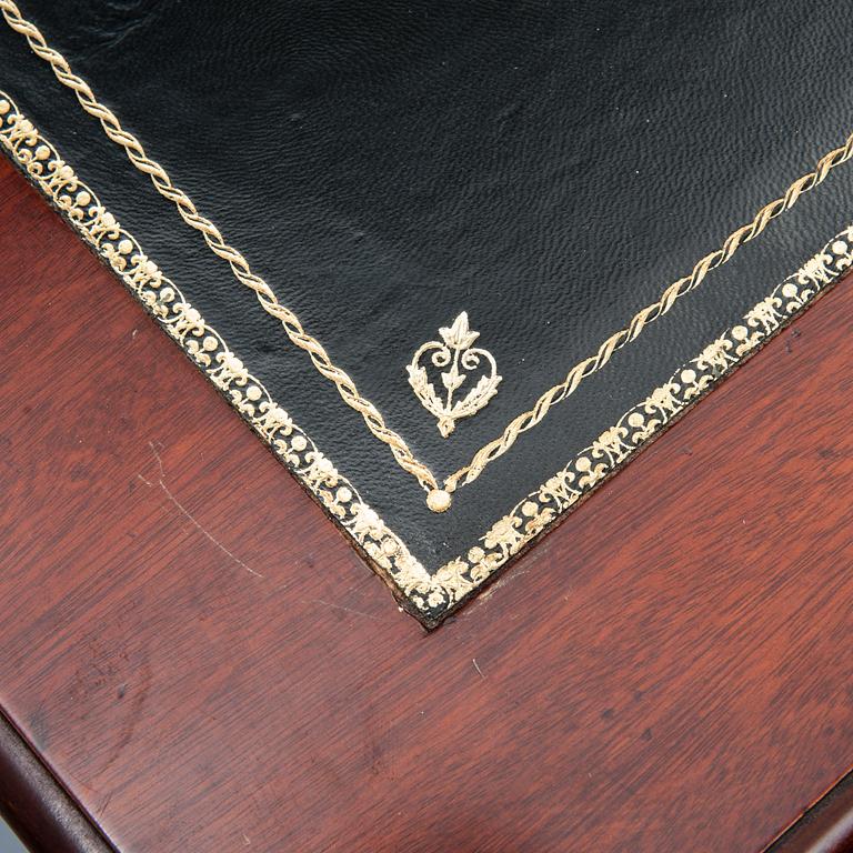 SKRIVBORD, England/Frankrike 1900-talets mitt.