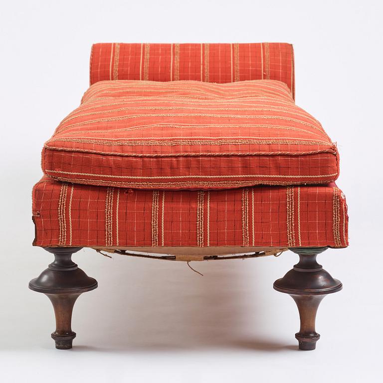 Swedish Grace, daybed, 1920-30s. Provenance building contractor Olle Engkvist, probably made to order for the interior.
