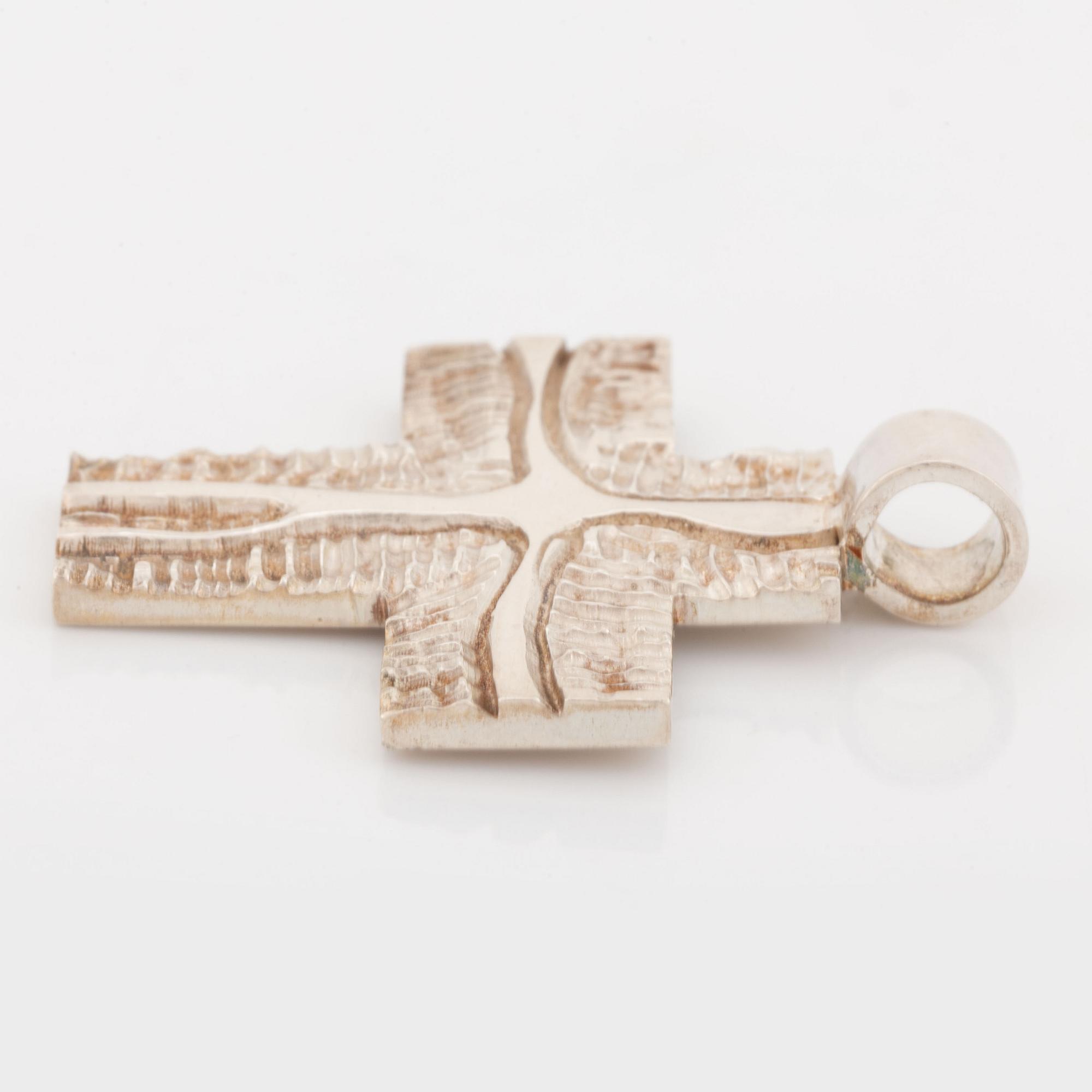 Rolf Karlsson hänge kors silver.