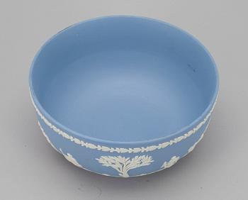 SKÅL, jasperware, Wedgewood, England 1900-talets senare hälft.