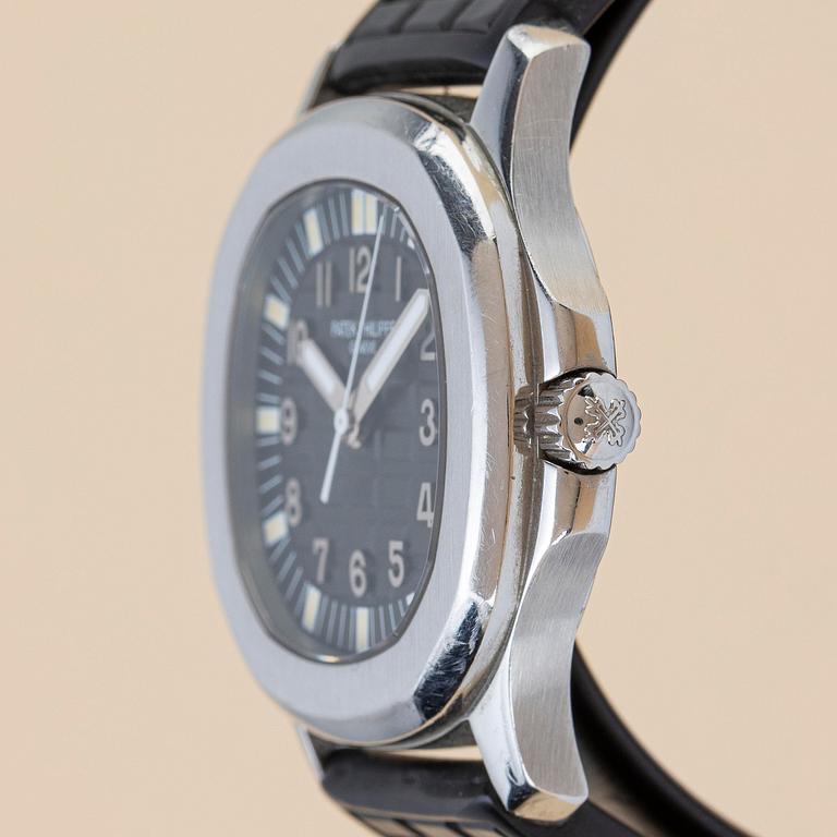 Patek Philippe, Aquanaut, "First generation", "Solid case back", "Nautilus-signed clasp", ca 1997.